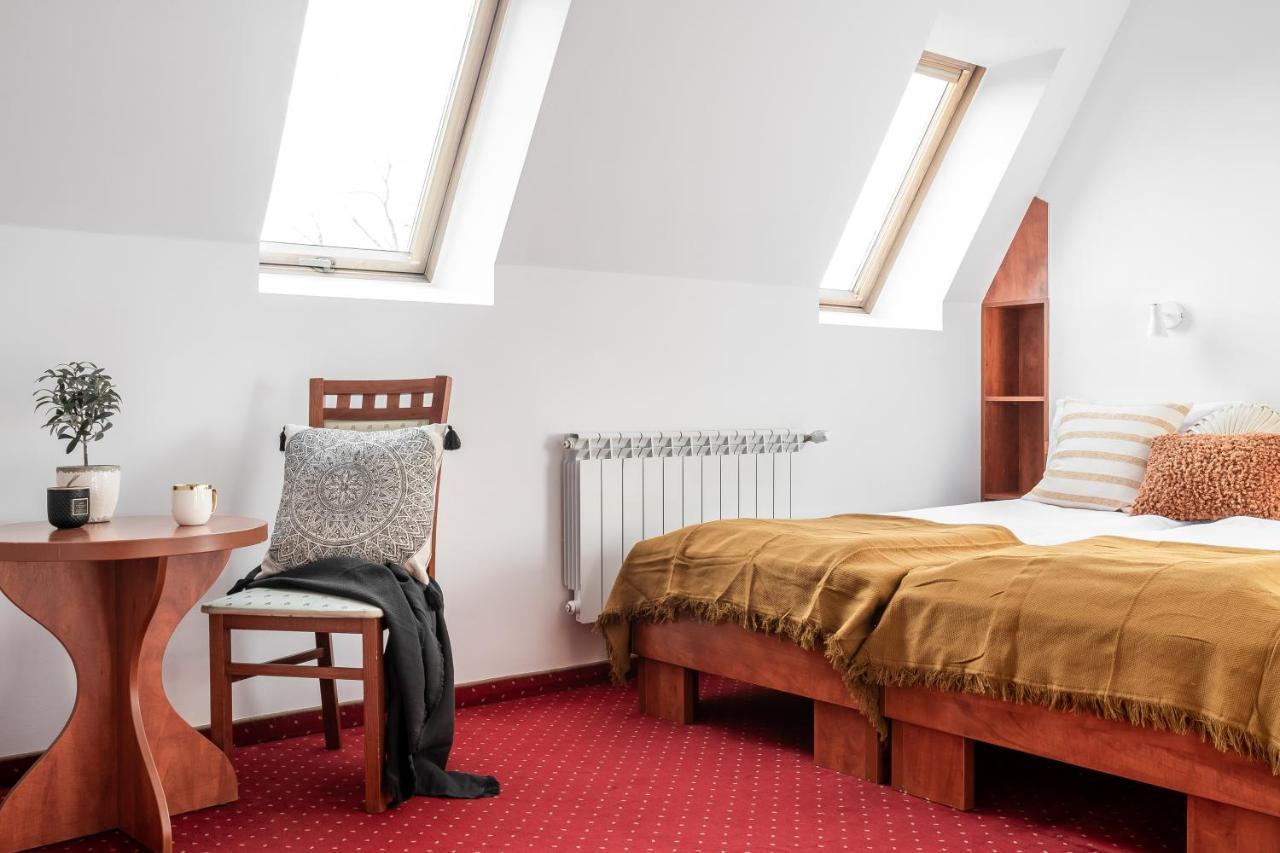 Bed and Breakfast Oberza Pod Roza Restauracja, Sauny, Jacuzzi Новы-Тарг Экстерьер фото