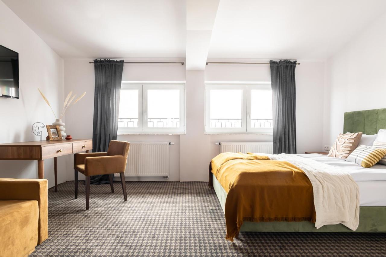 Bed and Breakfast Oberza Pod Roza Restauracja, Sauny, Jacuzzi Новы-Тарг Экстерьер фото